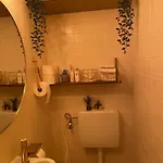 Fully Equipped - 1 Min From Cologne's Largest Mall Apartman *