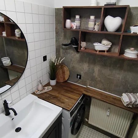 Fully Equipped - 1 Min From Cologne's Largest Mall * Köln