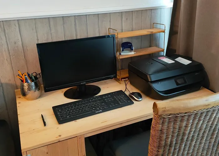 Apartment Fully Equipped - 1 Min From Cologne's Largest Mall